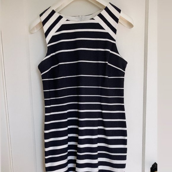 RW&CO Summer Sleeveless Dress Navy Blue Stripes. - Picture 1 of 3